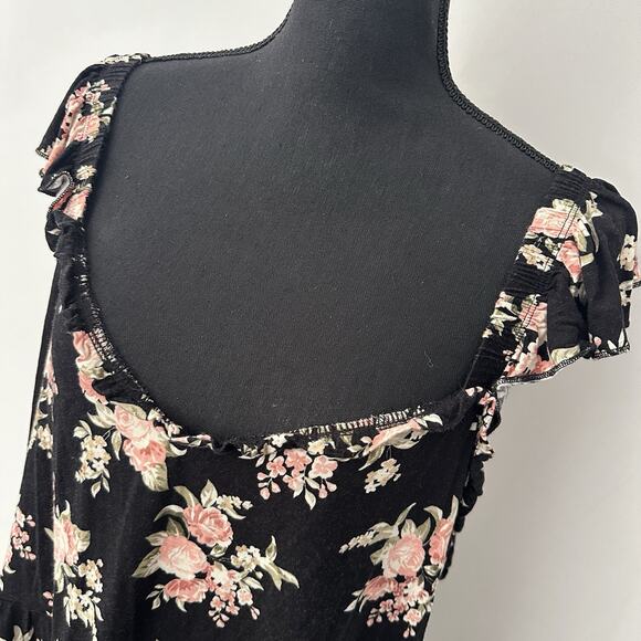 Torrid Size 5 Black Pink Floral Ruffle Sleeve Square Neck Flowy Top Plus - Picture 3 of 9